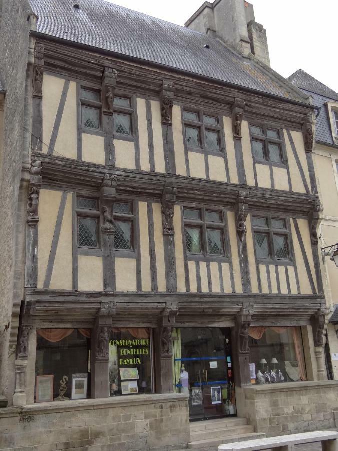 Le 4 Villa Bayeux Eksteriør bilde